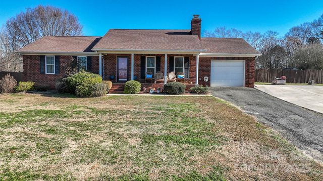 3731 Maple Knoll Drive, Monroe, NC 28112
