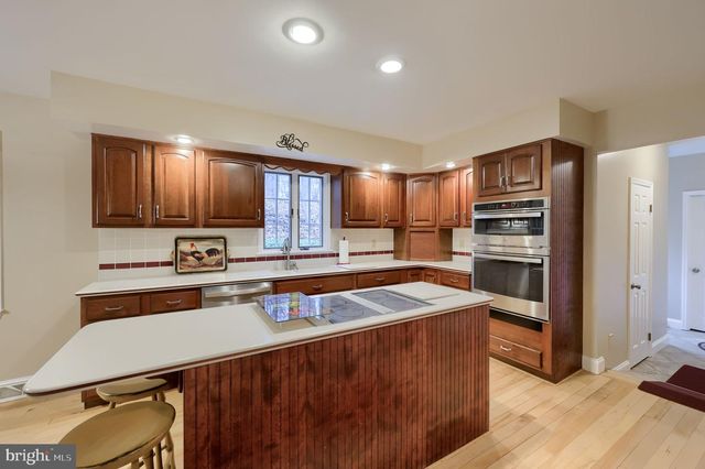 514 ARROWHEAD TRL, Sinking Spring, PA 19608