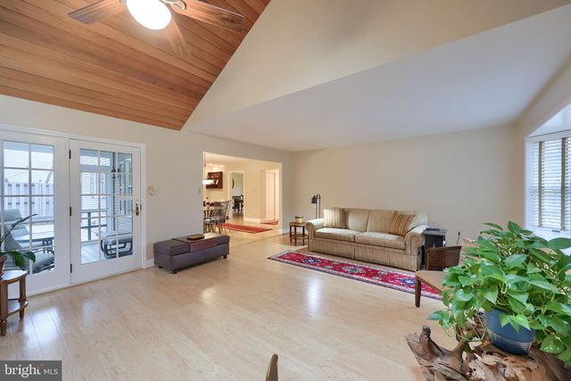 514 ARROWHEAD TRL, Sinking Spring, PA 19608