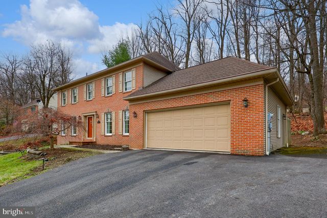 514 ARROWHEAD TRL, Sinking Spring, PA 19608