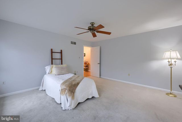 514 ARROWHEAD TRL, Sinking Spring, PA 19608