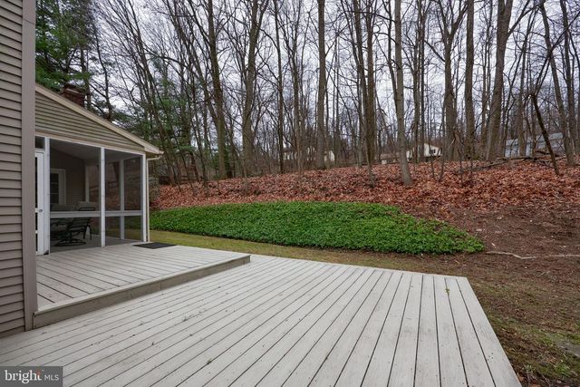 514 ARROWHEAD TRL, Sinking Spring, PA 19608