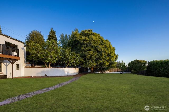 1736 S Jackson Avenue, Tacoma, WA 98465