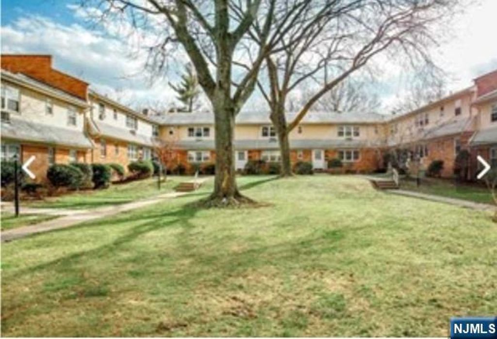 18B Lakeview Avenue, Leonia, NJ 07605