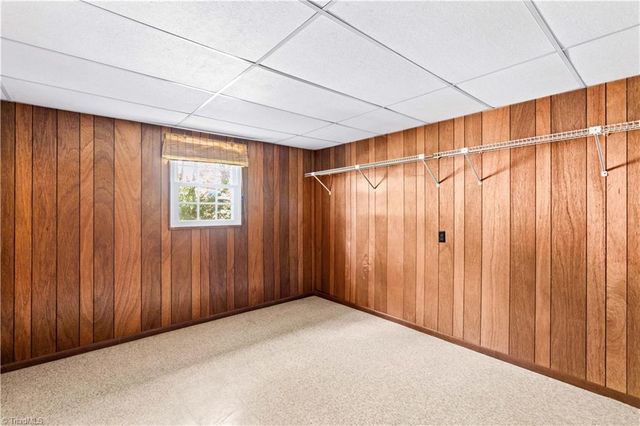 4325 Rosebriar Lane, Winston-salem, NC 27106