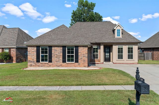 320 Camelback Drive, Bossier City, LA 71111