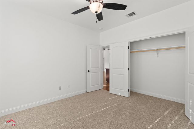 320 Camelback Drive, Bossier City, LA 71111