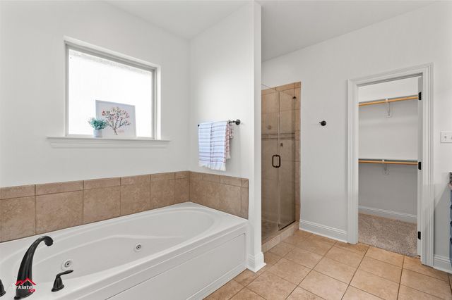 320 Camelback Drive, Bossier City, LA 71111