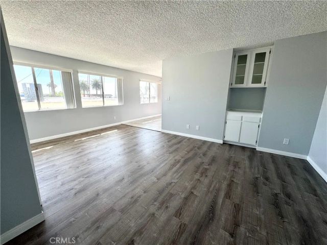 1236 W 8th 5, San Pedro, CA 90731