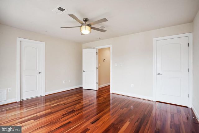 8062 CRIAZA BRANCH CT, Vienna, VA 22182