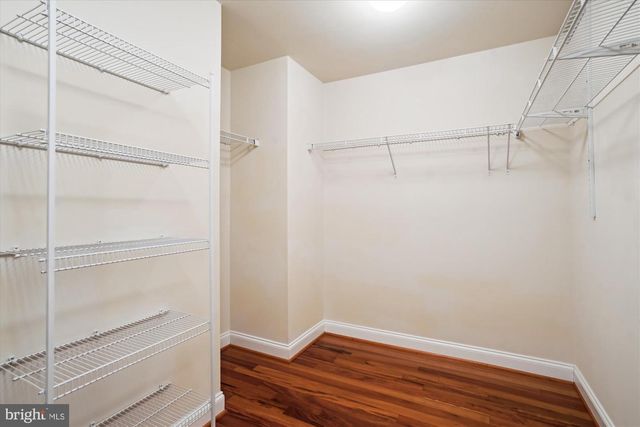 8062 CRIAZA BRANCH CT, Vienna, VA 22182
