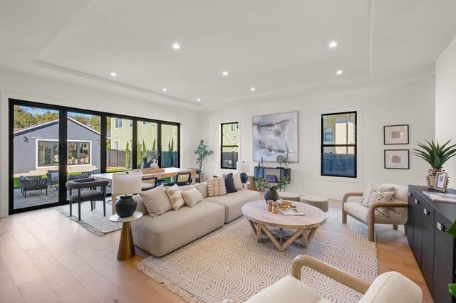 5229 5229 Miles Ave, Oakland, CA 94618