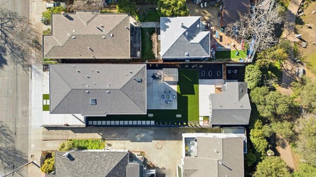 5229 5229 Miles Ave, Oakland, CA 94618