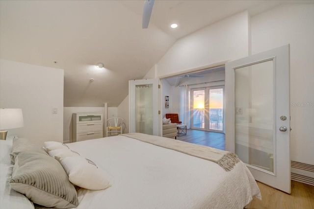 17852 LEE AVENUE, Redington Shores, FL 33708