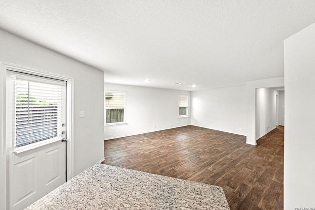 15706 Crimson Topaz, San Antonio, TX 78253