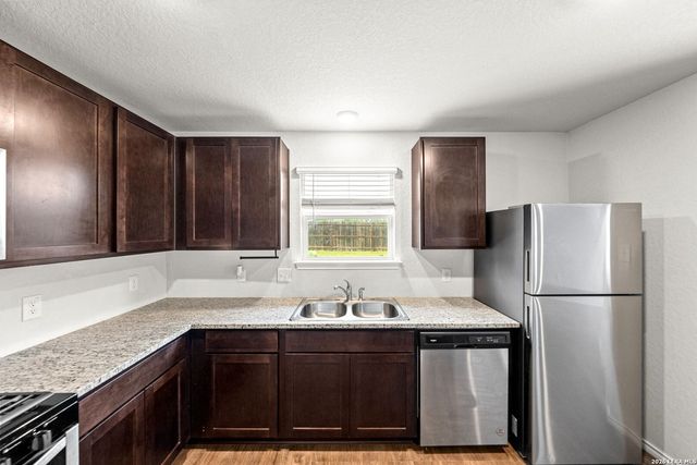 15706 Crimson Topaz, San Antonio, TX 78253