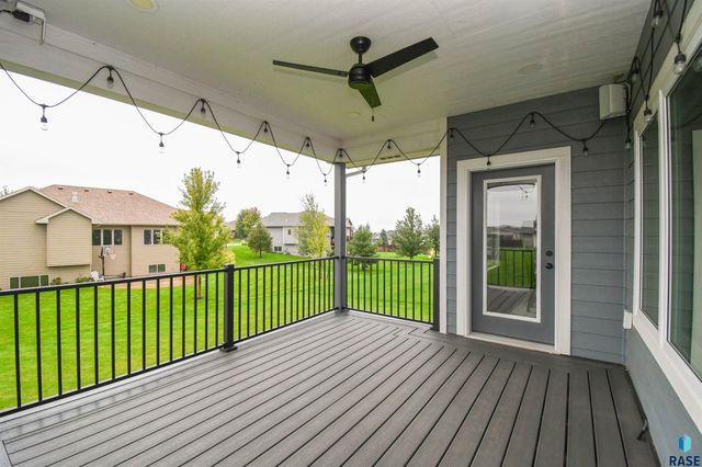 6616 E 33rd St Street, Sioux Falls, SD 57110