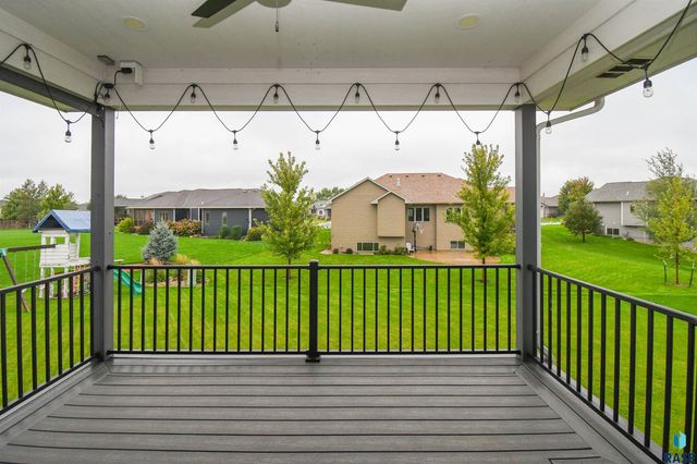 6616 E 33rd St Street, Sioux Falls, SD 57110
