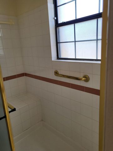 833 Country Club Drive SE APT 1E, Rio Rancho, NM 87124
