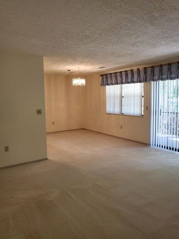 833 Country Club Drive SE APT 1E, Rio Rancho, NM 87124