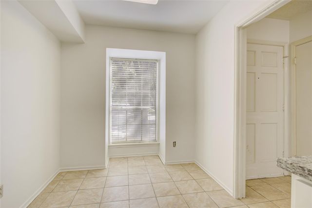 385 N Post Oak Lane 385, Houston, TX 77024