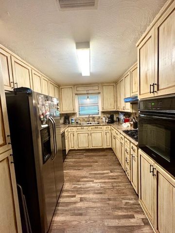 153 Tennessee Street, Wills Point, TX 75169