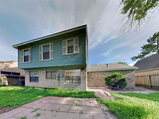 13322 Somersworth Drive, Houston, TX 77041