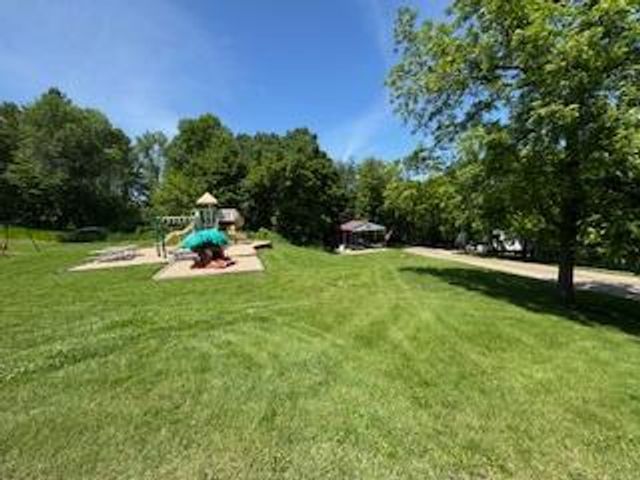 2221 Reubens Lane SW 29, Farwell, MN 56327