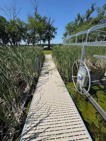 2221 Reubens Lane SW 29, Farwell, MN 56327