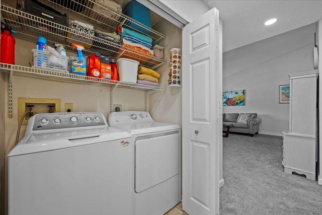 6552 Chasewood Drive F, Jupiter, FL 33458