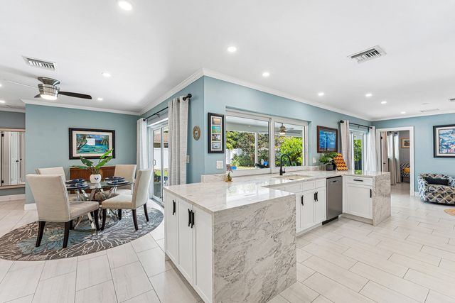 4430 NE 30th Avenue, Lighthouse Point, FL 33064
