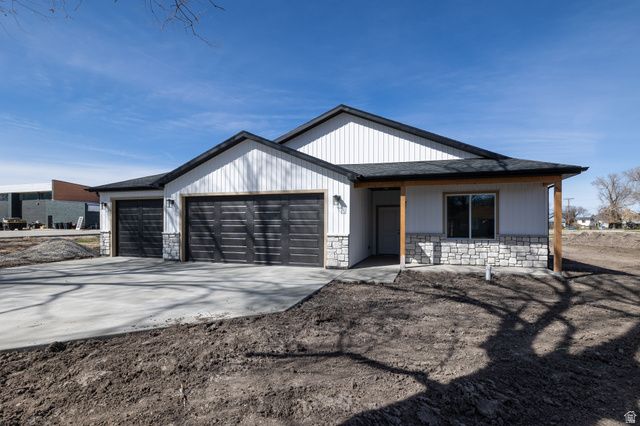 2305 N 3900 W, Corinne, UT 84307