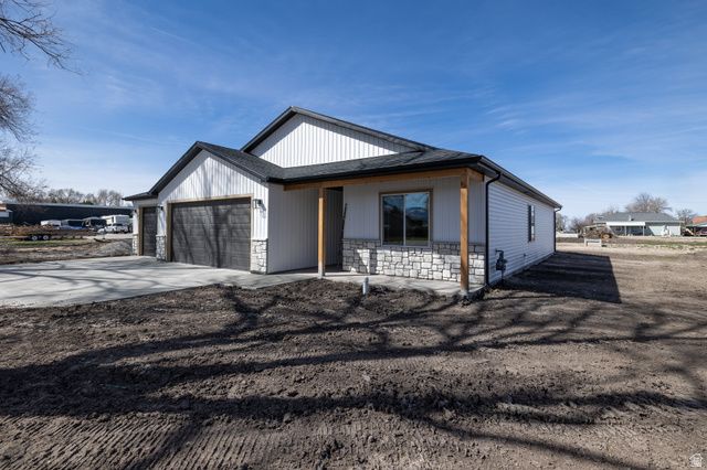 2305 N 3900 W, Corinne, UT 84307
