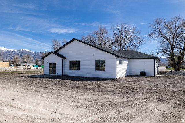 2305 N 3900 W, Corinne, UT 84307