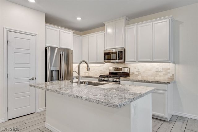 7358 North Decatur Boulevard 4, Las Vegas, NV 89131