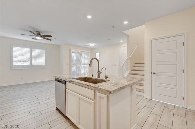 7358 North Decatur Boulevard 4, Las Vegas, NV 89131