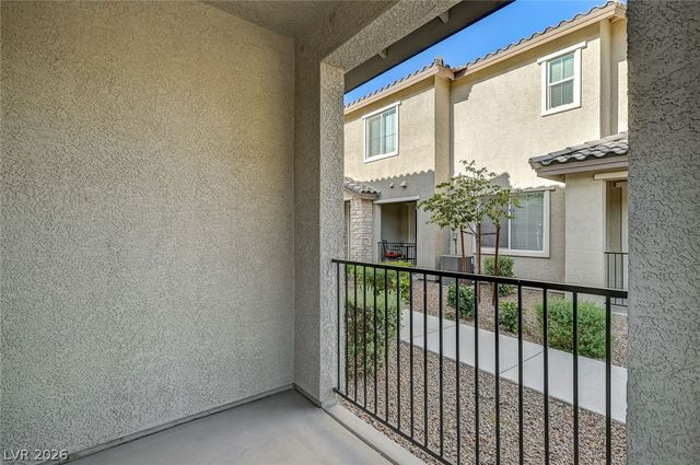 7358 North Decatur Boulevard 4, Las Vegas, NV 89131