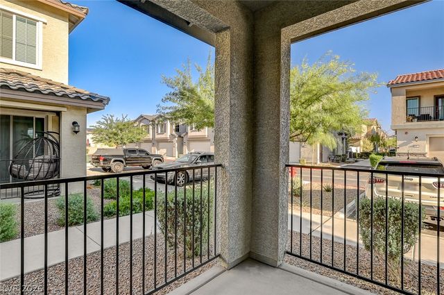 7358 North Decatur Boulevard 4, Las Vegas, NV 89131