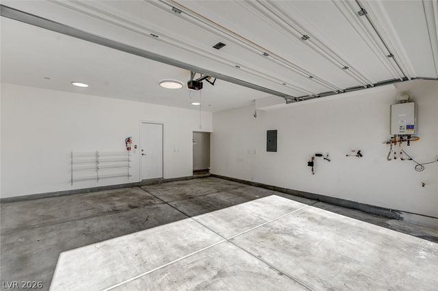 7358 North Decatur Boulevard 4, Las Vegas, NV 89131