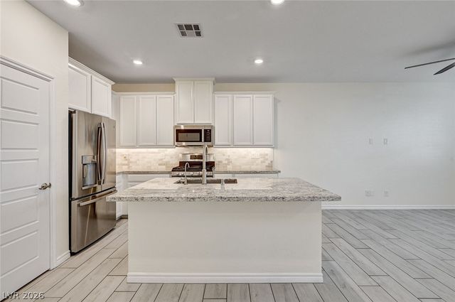 7358 North Decatur Boulevard 4, Las Vegas, NV 89131