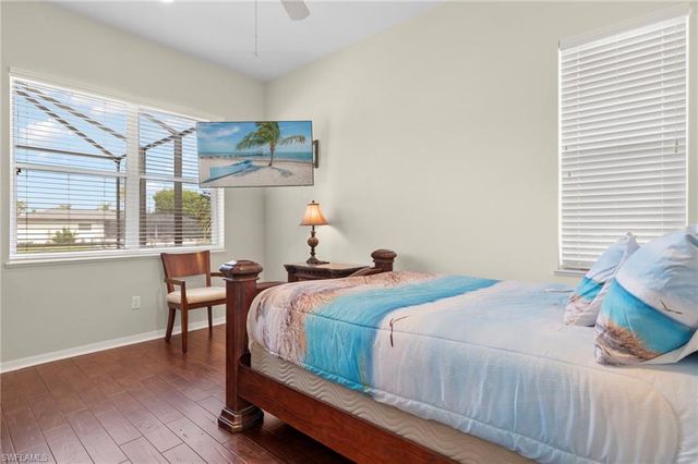 1811 SE 37th TER, Cape Coral, FL 33904