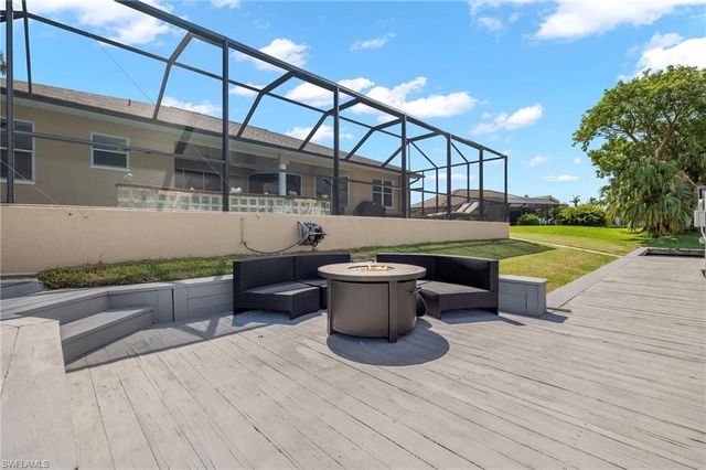 1811 SE 37th TER, Cape Coral, FL 33904
