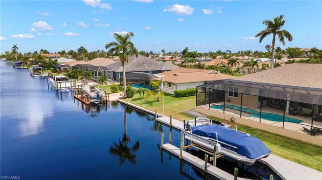 1811 SE 37th TER, Cape Coral, FL 33904