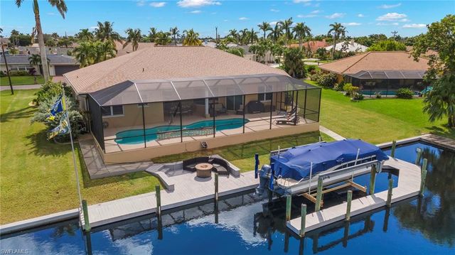1811 SE 37th TER, Cape Coral, FL 33904