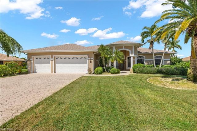 1811 SE 37th TER, Cape Coral, FL 33904
