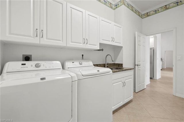 1811 SE 37th TER, Cape Coral, FL 33904
