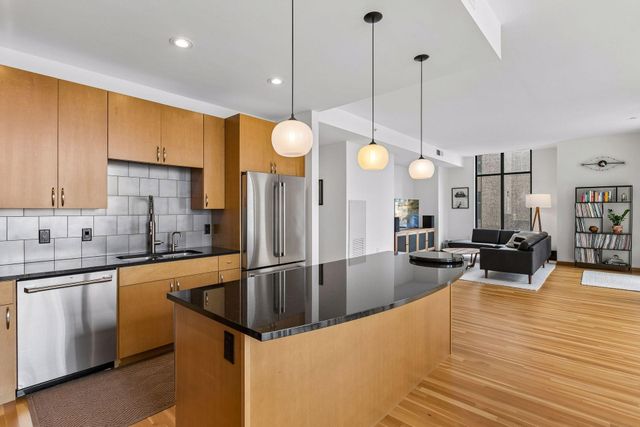 201 S 11th Street 600, Minneapolis, MN 55403