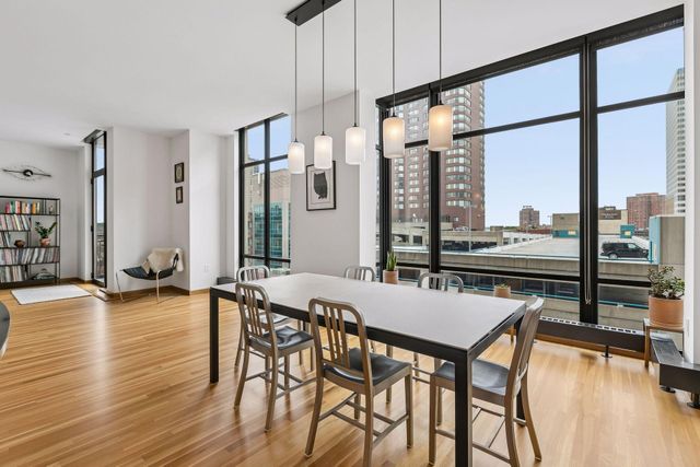 201 S 11th Street 600, Minneapolis, MN 55403