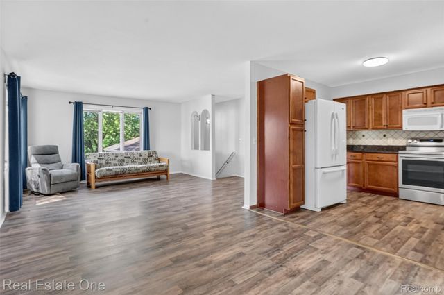 7990 Tower Road, Salem Township, MI 48178