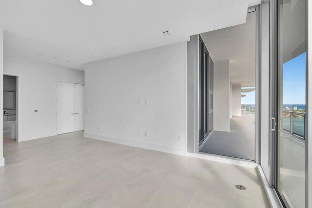 220 Lake Shore Drive 2411, Lake Park, FL 33403